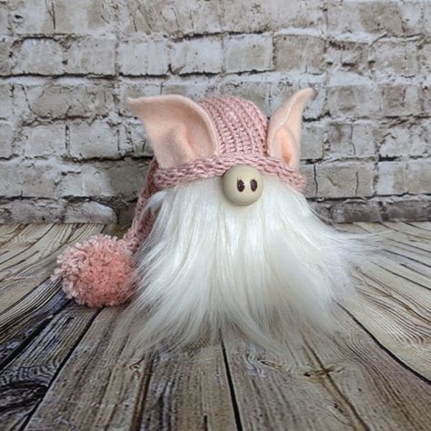 Pig Gnome | Etsy Pig Gnomes Diy, Pig Gnome, Gnome Animals, Diy Pig Ornaments, Cute Pig Decor, Animal Gnomes, Gnome Beards, Pig Ornaments, Pig Stuffed Animal