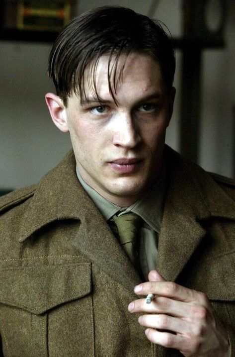 Jai And Tom — Tom Hardy as Jack Rose in Colditz - 2005 Tom Hardy Baby, توم هاردي, Edward Thomas Hardy, Tom Hardy Photos, Thomas Hardy, Tom Hardy, Pretty Men, Celebrity Crush, A Man