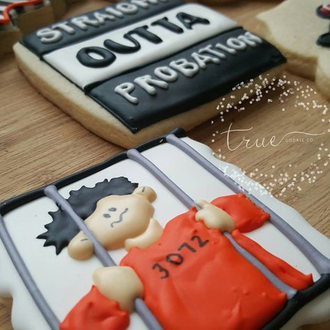 "Straight outta probation" I loved doing these. I loved how they turned out. #probation #straightouttaprobation #cookies #cookier… Prison Theme Party, Cops And Robbers Party, Jail Ideas, Police Party Decorations, Jail Party, Monster Smash Cake, Monster Smash Cakes, Police Cake, Police Cakes