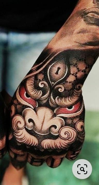 Be individual and creative with the 50+ hand tattoos we've collected. Don't waste your time on additional research, we've done it for you. Baby Tattoo For Dads, Hand Tattoos For Men, Foo Dog Tattoo Design, Japanese Hand Tattoos, Foo Dog Tattoo, Astronaut Tattoo, Birthday Tattoo, Hand Tats, Fu Dog