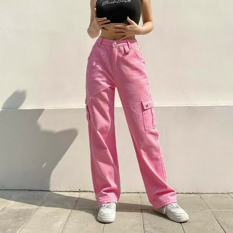 Pink Cargo Pants Outfits, Green Cargo Pants Outfit, Pink Pants Outfit, Aesthetic Jeans, Pink Cargo Pants, Cargo Outfit, Cargo Pants Outfits, Outfits Con Jeans, Pants Outfit Fall