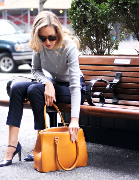 Tote Bag Mustard Bag Outfit, Yellow Bag Outfit, Mustard Bag, Classy Cubicle, Mustard Pants, Office Attire Women, Pink Tartan, Bag Outfit, Rock Outfit