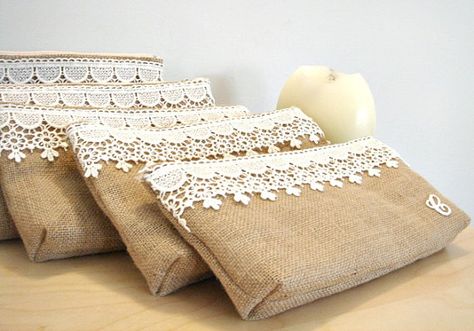 Burlap elegant rustic clutch Bridesmaid unique by VixDesignStudio, $29.00 Burlap Projects, شال كروشيه, Sac Diy, Macrame Lace, Burlap Decor, Burlap Bags, Burlap Crafts, Burlap Fabric, Monogram Bag