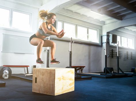 5 Steps To Master Plyometric Box Jumps – Kayla Itsines Box Jump Workout, Workout Advice, Jump Workout, Plyo Box, Plyometric Workout, Exercise Videos, Fitness Videos, Box Jumps, Shape Magazine