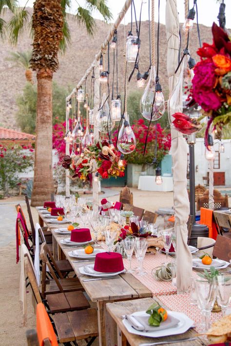 Whimsical Moroccan Inspired Palm Springs Wedding – Style Me Pretty Moroccan Wedding Decor, Moroccan Wedding Theme, Decorating Wedding, Moroccan Theme, Themes Ideas, Wedding Moodboard, Henna Party, Boda Mexicana, Neon Decor