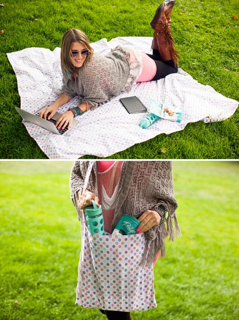 A perfect picnic DIY - make a tote bag that turns into a blanket Picnic Wine, Diy Tote, Picnic Baskets, Diy Tote Bag, Picnic Bag, Creation Couture, Learn To Sew, Sewing Bag, Diy Projects To Try