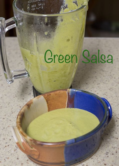 Green salsa--jalapeno emulsion Salsa Verde Creamy, Jalapeno Green Sauce, Creamy Green Salsa Recipe, Green Salsa Recipe Tomatillos, Creamy Green Salsa, Chili Verde Sauce, Green Ketchup, Green Chili Sauce Recipe, Mexican Dessert Recipes Easy