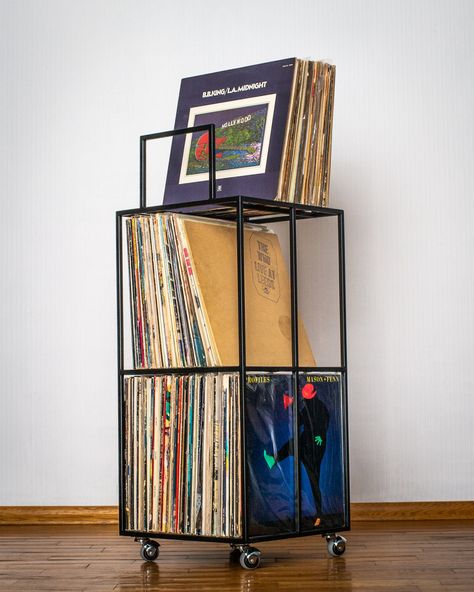 Record Storage Ideas, Vinyl Record Crate, Vinyl Record Furniture, Record Storage Box, Record Crate, Lp Collection, Pallet Tv Stands, Lp Storage, Tv Storage