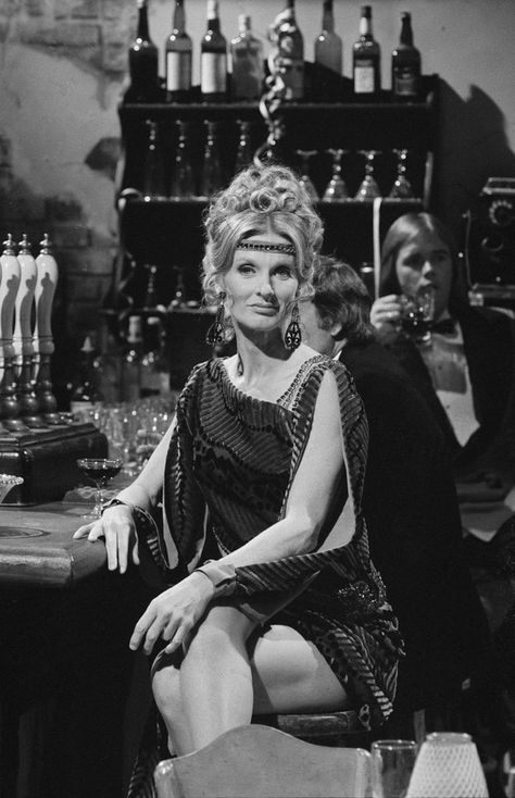 Remembering Cloris Leachman Last Picture Show, Cloris Leachman, Mary Tyler Moore Show, Young Frankenstein, Sundance Kid, Julia Louis Dreyfus, Cheerleader Girl, Vintage Photoshoot, Yearbook Photos