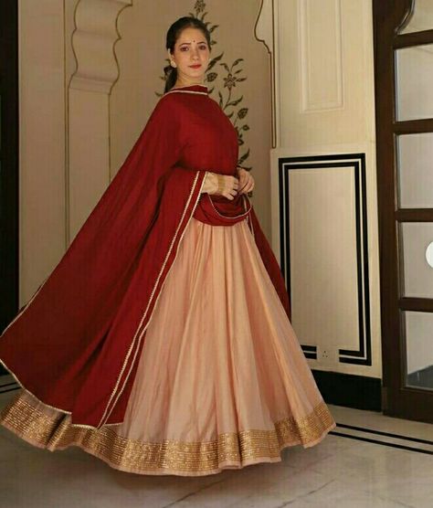 Peach Anarkali, Maroon Dupatta, Anarkali Suits Designer, Peach Gown, Floor Length Anarkali, Anarkali Kurta, High Design, Pink Gowns, Anarkali Dress