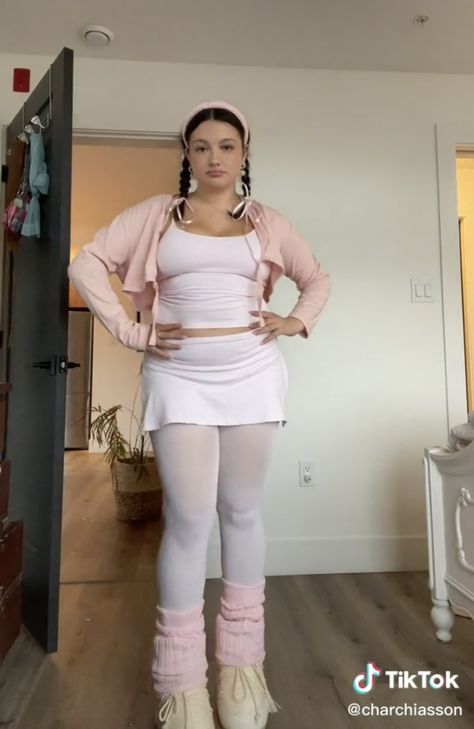 Easy Pink Outfits, Pink Pilates Princess Midsize, Mid Size Balletcore, Pink Ballerina Outfit, Ballet Core Plus Size, Ballerinacore Outfits, Plus Size Balletcore, Ballerina Core Outfit, Balletcore Clothes