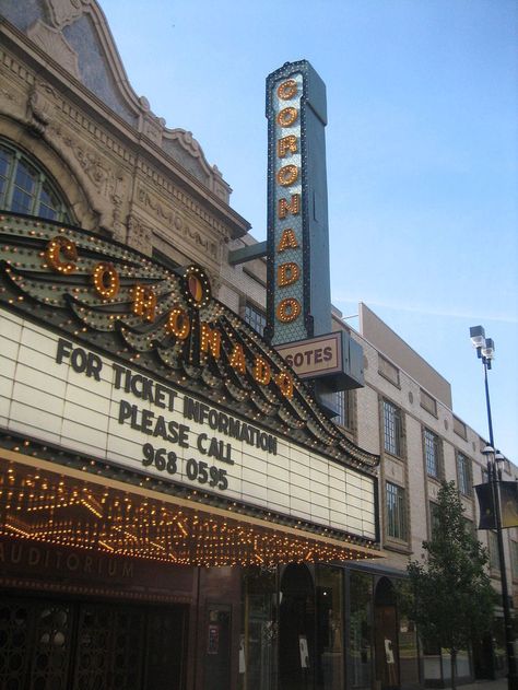 Art Deco Theater, Rockford Illinois, Theatre Interior, Vintage Theatre, Strange Facts, Atlas Obscura, Movie Theaters, Art Deco Movement, Performing Arts Center