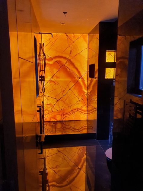 Honey Onyx Bathroom, Onyx Shower Ideas, Onyx Backlit, Backlit Marble, Onyx Tile Bathroom, Onyx Bathroom, Salt Cave Spa, Luxury Bathroom Master, Onyx Shower