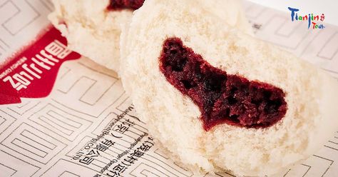 Red Bean Paste Steamed Buns (Dou Sha Bao in Chinese) is stuffed with sweet red bean paste fillings, soft and fluffy, which is pretty popular for local people in Tianjin. #TianjinFoodie #DouShaBao Sweet Red Bean Paste, Sweet Red Bean, Red Bean Paste, Red Bean, Steamed Buns, Bean Paste, Tianjin, Red Beans, Buns