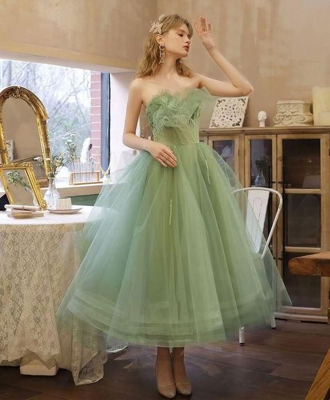 facf9f743b083008a894eee7baa16469desc45345932ri Prom Dress Green, Tulle Formal Dress, Tea Length Prom Dress, Tea Length Tulle, Green Evening Dress, Green Tulle, Tulle Sleeves, Short Prom Dress, Custom Size Dresses