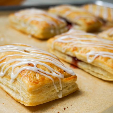 Strawberry Toaster Strudel, Toaster Strudel Recipe, Strawberry Cream Cheese Dessert, Strawberry Puff Pastry, Vegan Bakes, Healthy Protein Breakfast, Cereal Bars Recipes, Vegan Pastry, Rough Puff