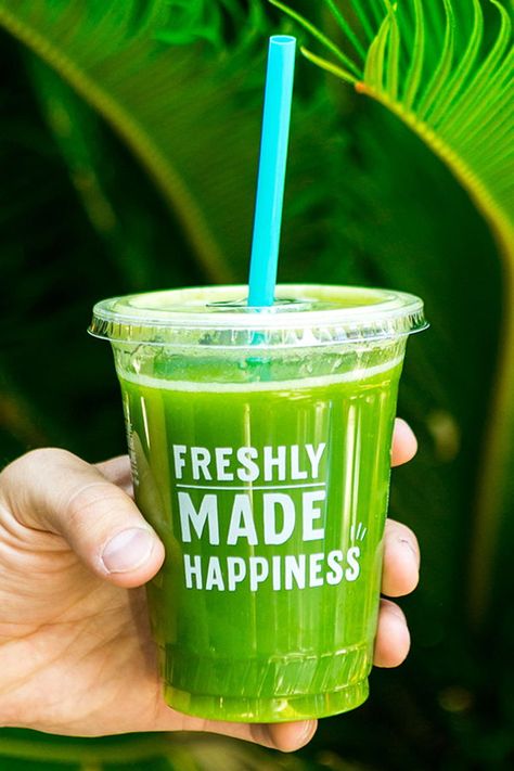 Juice Bar Ideas, Juice Bar Instagram Feed, Juice Campaign, Juice Bar Design Ideas, Natural Juice, Smoothie Bar Ideas, Juice Bar Photography, Juice Bar Branding Design, Juice Bar Restaurant