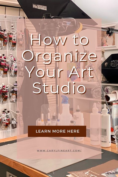 I really do work best in an organized studio. No matter the size of your studio, creating an organization system will make it a productive place for creativity to flourish. Here are a few tips for you. Art Studio Design Workspaces, Artist Studio Workspaces, Art Studio Organization Ideas, Art Studio Business, Small Art Studio Ideas, Studio Organization Ideas, Artist Studio Organization, Mini Art Studio, Acylic Painting