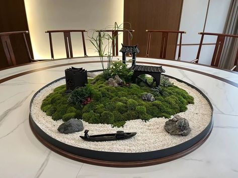 Indoor Zen Garden, Miniature Zen Garden, Mini Zen Garden, Japanese Tea House, Zen Garden Design, Japan Garden, Inside Plants, Moss Garden, Indoor Gardens