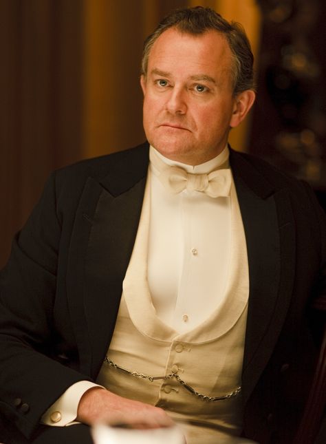 Lord Grantham | Downton Abbey Mens 1920s Fashion, Robert Crawley, Downton Abbey Series, Tv Reality, Hugh Bonneville, Dowager Countess, British Tv Series, Downton Abby, 7 August