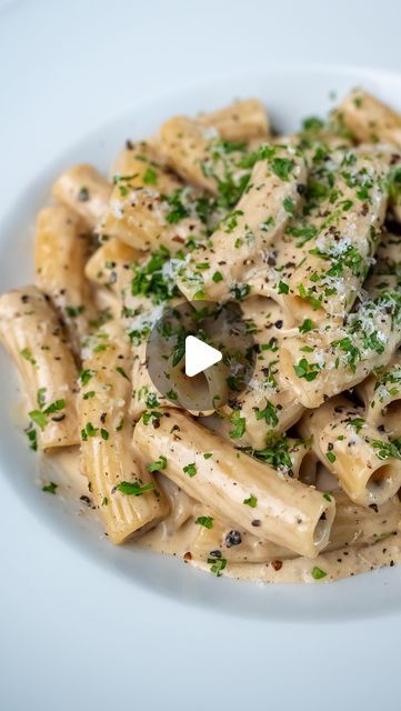 Peppercorn Pasta Sauce, Peppercorn Pasta, Comfort Food Ideas, Creamy Peppercorn Sauce, Pasta Recipes Easy, Easy Italian Recipes, Pasta Creamy, Gourmet Pasta, Peppercorn Sauce