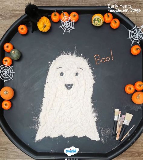 Take a look at this lovely halloween ghost tuff tray! A great tuff tray idea. Special thanks to @little.learning.adventures Autumn Tuff Tray Ideas Eyfs, Eyfs Halloween, Tuff Tray Ideas Toddlers, Halloween Activities For Toddlers, Halloween Activities Preschool, Nursery Crafts, Halloween Crafts Preschool, Halloween Sensory, Fall Preschool Activities