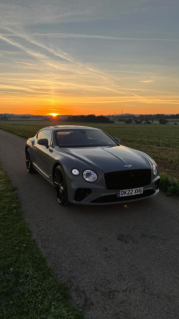 Bentley Continental Gt Aesthetic, Bentley Car Wallpapers, Bentley Continental Gt Wallpapers, Bentley Continental Gt Black, Bentley Aesthetic, 2022 Bentley Continental Gt, Bentley Gt Continental, Bentley Gt Speed, Bentley Wallpaper