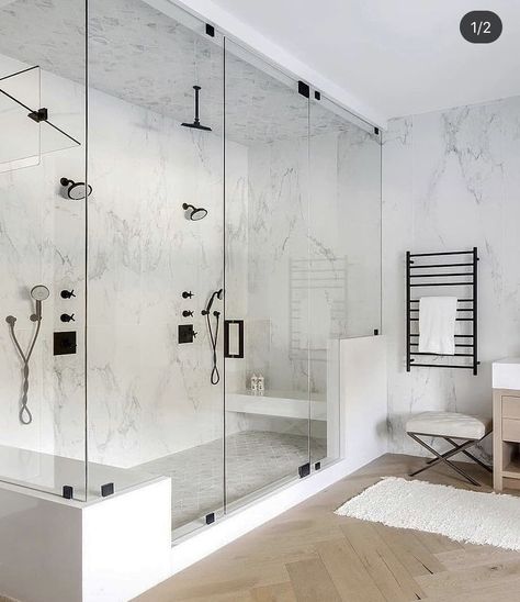 Marble Wall Design Luxury, Mansion Bathrooms, Master Bathrooms Luxury, Marble Wall Design, Bath Pics, White Bathrooms, Luxury Bathroom Design, Bathroom Big, Luxury Bathroom Master Baths