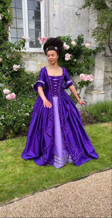 India amarteifio Bridgerton Dresses Queen Charlotte, Queen Charlotte Dresses, Queen Charlotte Bridgerton Dress, Outfit Claims, Princess Picnic, Queen Charlotte Bridgerton, Bridgerton Fashion, Broadway Dress, Bridgerton Dresses