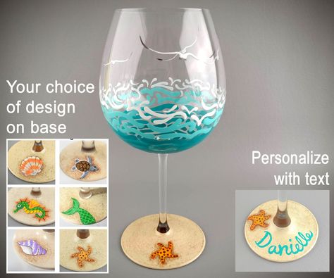 Beach Wine Glass Tropical Ocean Starfish Shell Sea - Etsy Mexico Diy Wine Glasses Painted, Ocean Starfish, Tropical Ocean, Wine Glass Crafts, Wine Glass Art, Wine Bottle Diy Crafts, Hand Painted Wine Glasses, Painted Glasses, Birthday Wine