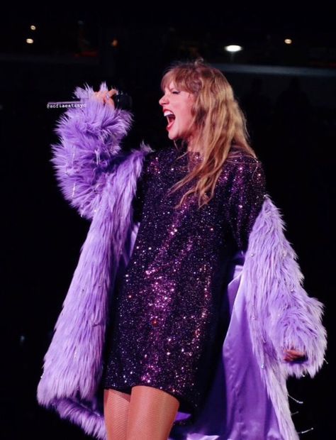 Shaggy Jacket, Estilo Taylor Swift, Taylor Swift Concert, Long Live Taylor Swift, Live Taylor, Taylor Swift 13, Taylor Swift Pictures, Taylor Alison Swift, Eras Tour