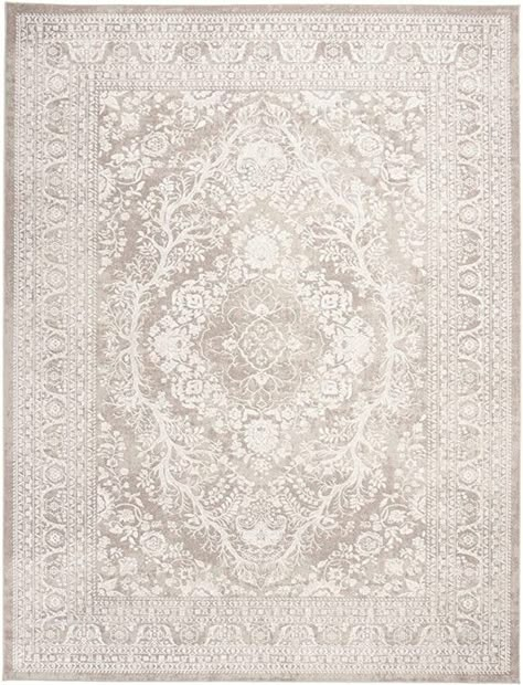 Amazon Finds for your Home - Randi Garrett Design Farmhouse Style Rugs, Rug Size Guide, American Home, Cream Area Rug, Cream Rug, Beige Rug, New Classic, Floral Rug, Power Loom