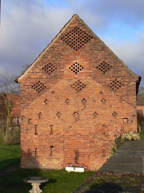 Gable Brick Detail, Gable End Brick Detail, Brick Gable Detail, Gable Detail, Barn Exterior, Brick Images, Stone Buildings, American Barn, Colonial House Plans