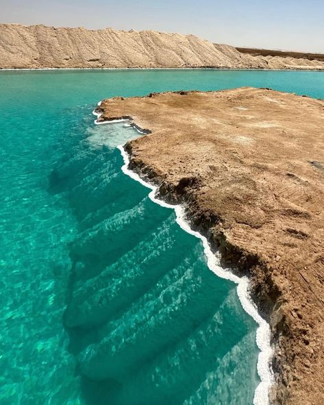 📍 Salt Lakes, Siwa Oasis, Egypt. 📸 ♥️ Siwa Oasis Egypt, Siwa Oasis, Travel Africa, Desert Oasis, Explore Travel, Drawings Simple, 2025 Vision, Africa Travel, Art Drawings Simple