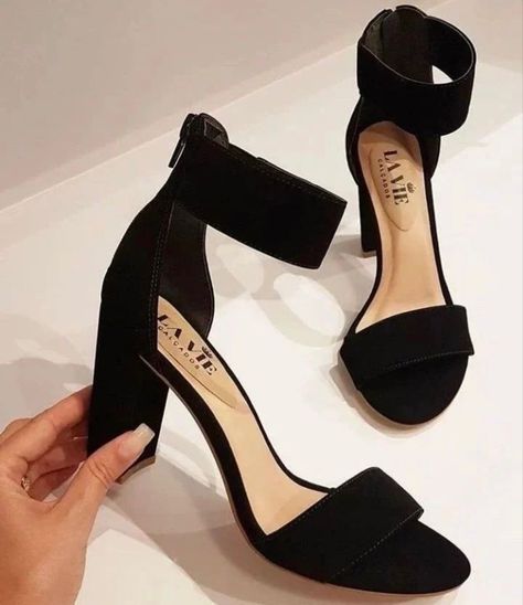 @stilettos_and_lace_2 #louboutin #louboutinheels #louboutinworld #louboutinshoes #loubs #loubilove #louboutinsokate #louboutinsokate 120mm #louboutinpigalle #shoeaddict #shoeaddiction #shoeaholic #shoeart #heelsfetish #heelsclass #heelsfetish #candidhighheels #casadeiheels #highheels #highheelshoes #highheelslover #legs #longlegs #redbottom #redbottomheels #redsole #redsoleaddict #talonshauts #talonsaiguilles #tacchialti #tacchi Feminine Shoes, Pretty Heels, Louboutin Pigalle, Cute Shoes Heels, Shoes Heels Classy, Fashion Shoes Heels, Fantastic Shoes, Shoes Outfit Fashion, Girls Heels