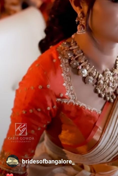 Orange Blouse Designs, Paithani Blouse Designs Latest, Latest Bridal Blouse Designs, Best Blouse Designs, New Saree Blouse Designs, Wedding Saree Blouse Designs, Traditional Blouse Designs, Latest Model Blouse Designs, Fashionable Saree Blouse Designs