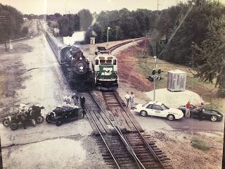 Railroad Humor, Frisco Railroad, Steam Engine Trains, Railroad Pictures, Burlington Northern, Lego Military, Ho Trains, Railroad Photography, Train Wreck