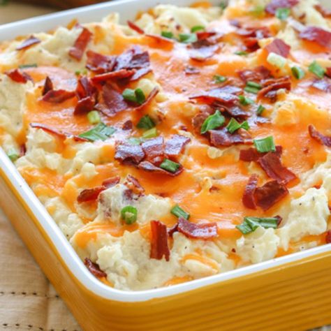 Fall Cookout, Loaded Potato Casserole, Loaded Mashed Potato Casserole, Loaded Baked Potato Casserole, Potatoe Recipes, Bacon Casserole, Potato Bacon, Mashed Potato Casserole, Twice Baked Potatoes Casserole