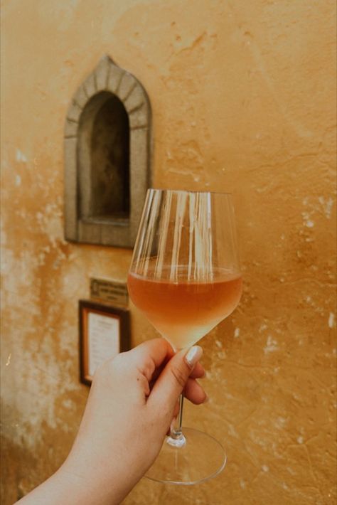 One of my favorite parts of our visit to Florence was stops to the adorable wine windows! Babae was amazing not only for a quick wine stop but also for their dinner. Florence Honeymoon, Wine Window, Honeymoon In Italy, Pasta Making Class, Italy Honeymoon, Star Wars Wedding, Italy Rome, Lake Como Italy, Trevi Fountain