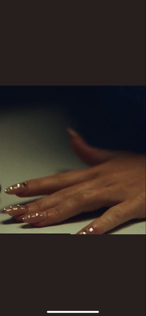 Cassie’s Nails Euphoria, Cassie Nails Euphoria Season 2, Euphoria Nails Ideas Cassie, Cassies Nails, Uñas Cassie Euphoria, Sydney Sweeney Nails, Cassie Howard Nails, Euphoria Aesthetic Nails, Cassie Nails Euphoria