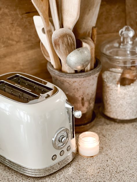 Toasters In Kitchen, Cottage Kitchen Appliances, Toasters On Kitchen Counters, Toaster On Counter, Smeg Toaster In Kitchen, Toaster On Kitchen Counter, Toaster Styling, Toaster On Countertop, Toaster In Kitchen