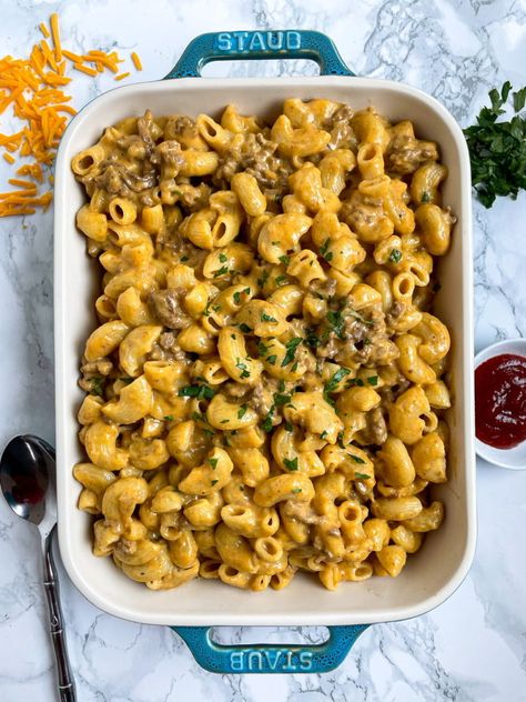 Healthier Homemade Hamburger Helper | A Lightened Up Classic Spinach And Bacon, Hamburger Helper Recipes, Trader Joes Recipes, Homemade Hamburger, Homemade Hamburgers, Hamburger Helper, Easy One Pot Meals, Hearty Meal, Weekend Meals