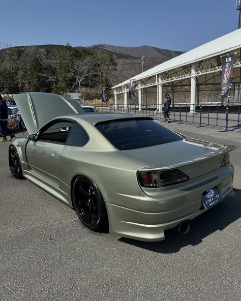 Nissan Sentra Modified, Nissan S15, Dark Green Aesthetic, Nissan Silvia, Drift Cars, Nissan Sentra, Love Car, Jdm Cars, Green Aesthetic