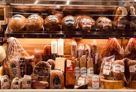 Slicing Case Charcuterie Display Charcuterie Store, Charcuterie Display, Store Displays, Sardinia, Design