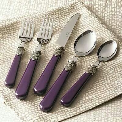 Purple silverware Formal Dinner Table, Color Uva, Purple Kitchen, Indoor Outdoor Furniture, Purple Decor, Purple Home, Purple Reign, Purple Love, Formal Dinner