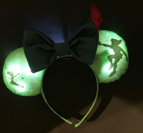 Peter Pan Ears, Peter Pan Shadow, Peter Pans, Disney Wear, Diy Disney Ears, Disney Ears Headband, Diy Mickey Ears, Disney Mouse Ears, Peter Pan Disney