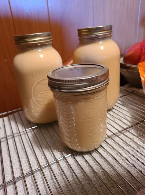 Homemade Creme Brûlée Coffee Creamer: A Delicious Canned Recipe Tallow Rendering, Flavored Coffee Creamer Recipes, Homemade Coffee Creamer Recipe, Diy Coffee Creamer, Evaporated Milk Recipes, Cream Brulee, French Vanilla Creamer, Flavored Coffee Creamer, Homemade Coffee Creamer