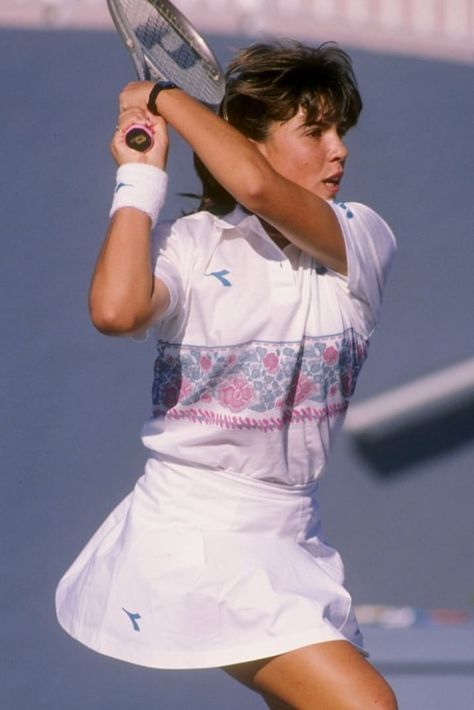 Jennifer Capriati, Animals Walking, Tennis Aesthetic, Vintage Tennis, Vintage Sportswear, Tennis Fashion, Australian Open, Womens Tennis, Tennis Players