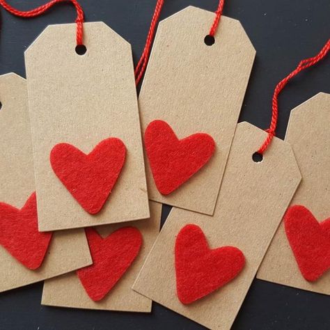 Gift Tags Wedding, Bridal Shower Tags, Heart Gift Tags, Spring Market, Valentine Craft, Handmade Gifts For Friends, Flower Notebook, Summer Fair, Handmade Wedding Favours