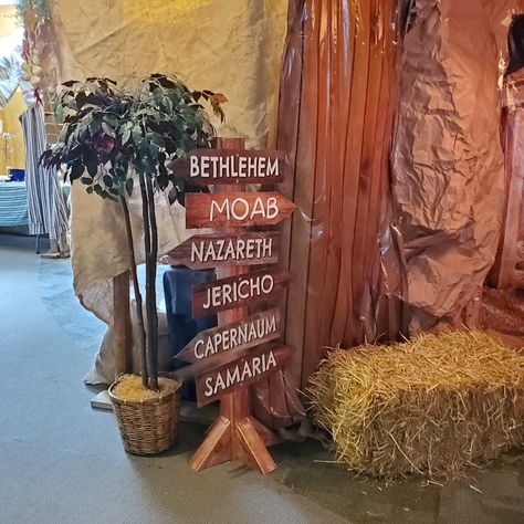 Night In Bethlehem Decorations, A Night In Bethlehem Christmas Party, Nativity Stage Design, Bethlehem Christmas Decoration, Journey To Bethlehem Decorations, Bethlehem Marketplace Ideas, Hometown Nazareth Vbs Decorations, A Night In Bethlehem Ideas, Bethlehem Decorations